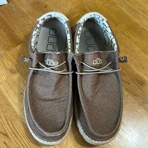 Hey Dude mens size 13